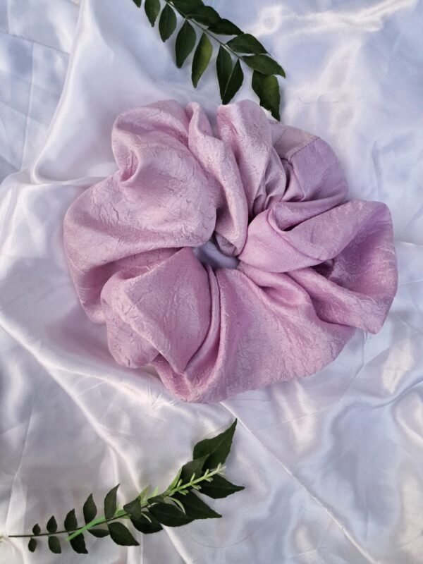 Maxi Luxe Scrunchie - Image 2