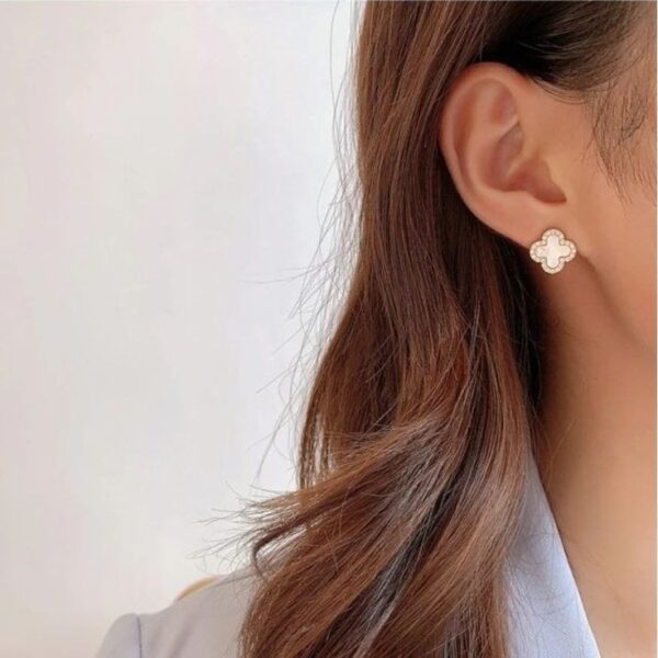 CLOVER  EARRINGS(18K Gold Plated) - Image 2