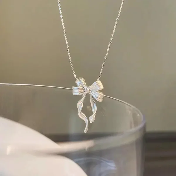 Bowknot Necklace (18k GOLD PLATED) - Image 3