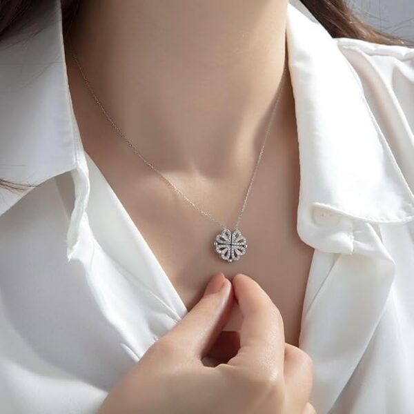 2 way Clover leaf Necklace - Image 5