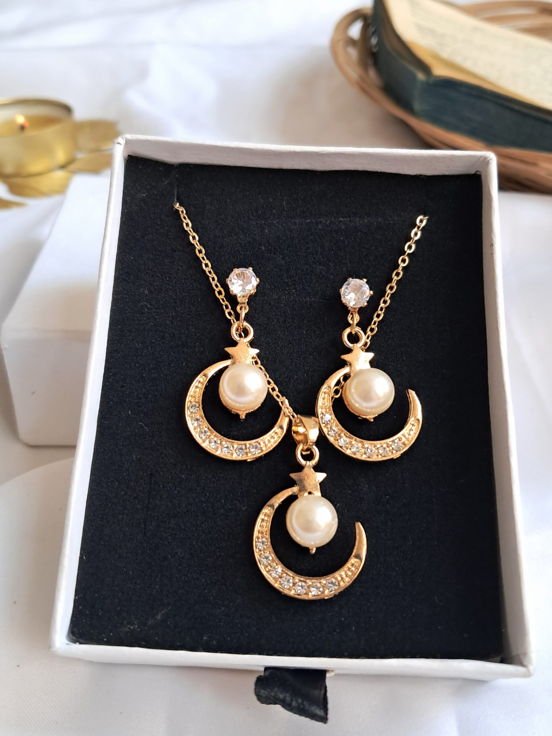 Moon Pearl Set - Image 2