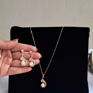 Swan Pearl Set