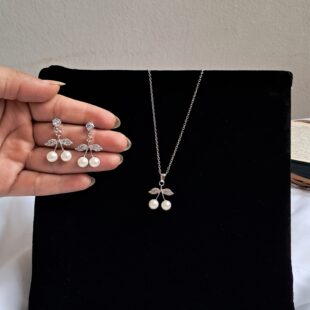 Elegant Cherry Silver Set🍒(Last piece left)