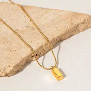 Gold Bar Shaped Necklace(18K Gold Plated)