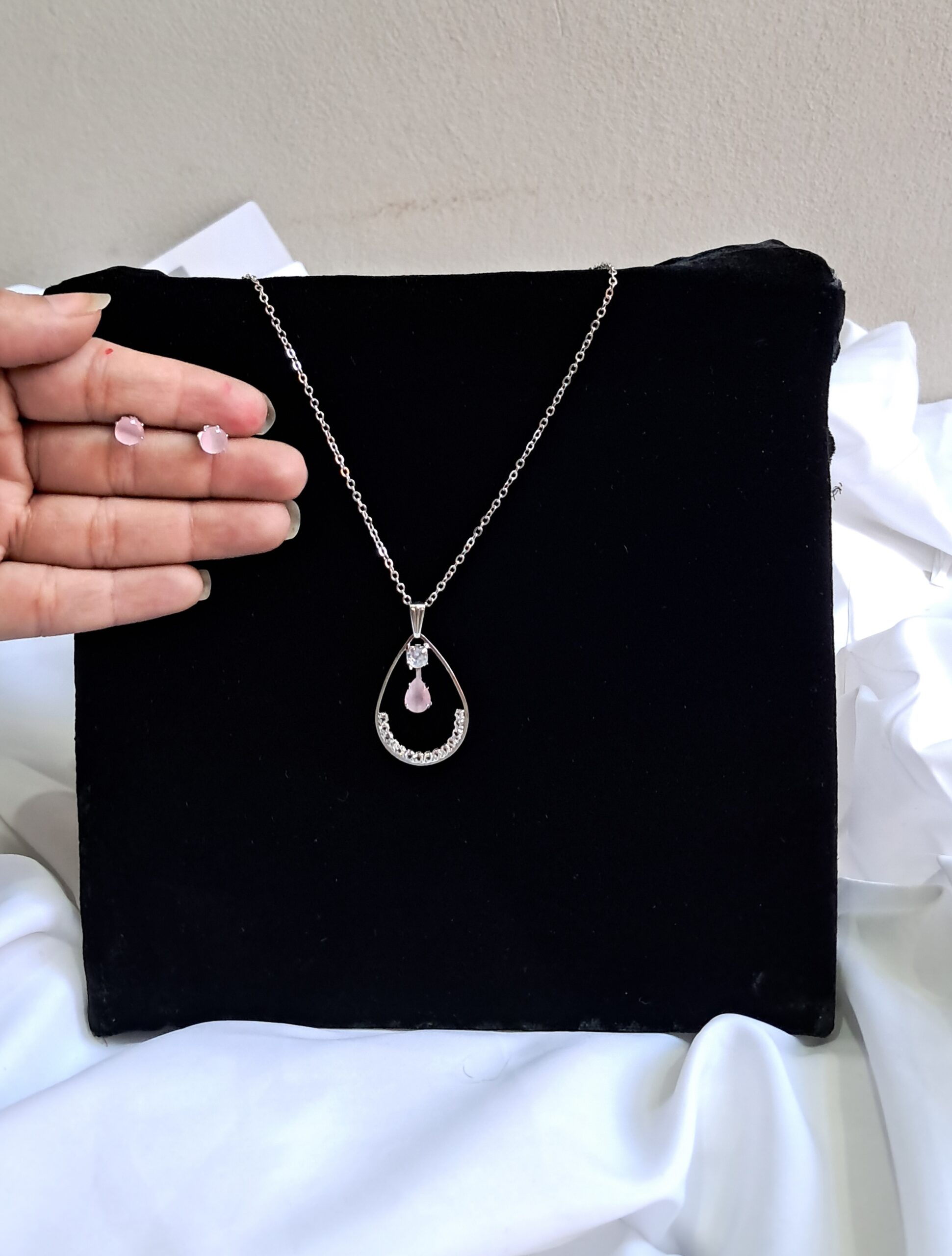 Pink Teardrop Silver Halo Set💗 - Image 2