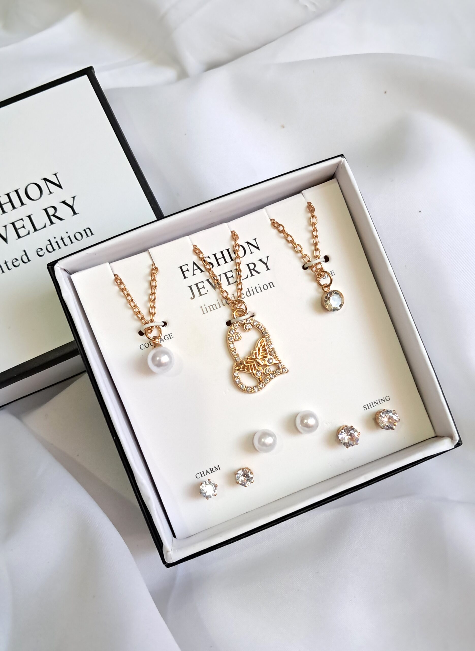 3 Sets In 1 Box Aesthetic Butterfly🦋