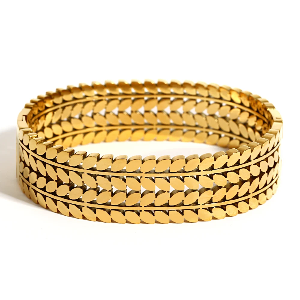 Claire Gold Cuff (18k Gold Plated)